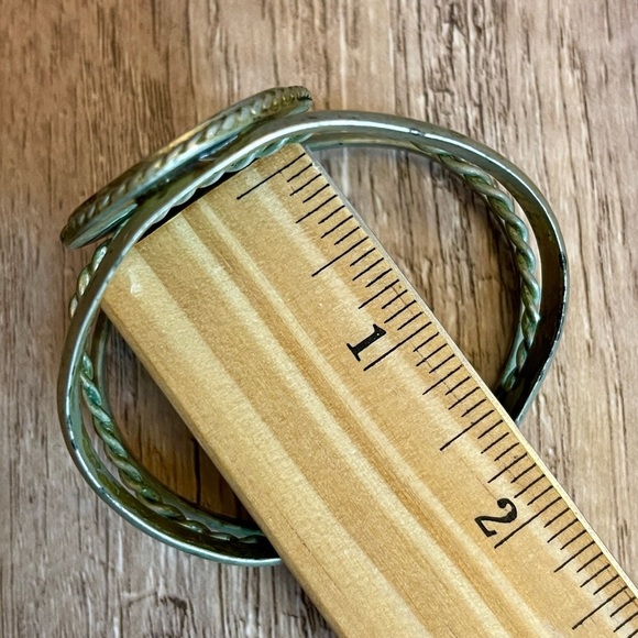 Zuni Turquoise and Coral Inlaid Stone Sterling Silver Bird Cuff Bracelet - Picture 15 of 16